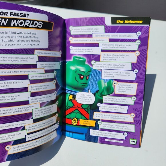 LEGO DC Comics Super Heroes Ultimate Quiz Book Paperback Brain Teaser Riddles Fa - Picture 4 of 9